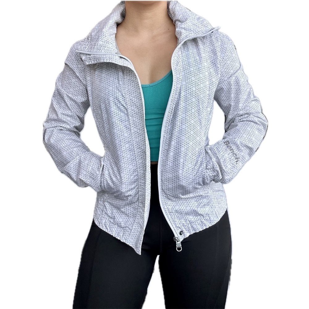 Bench white jacket, small